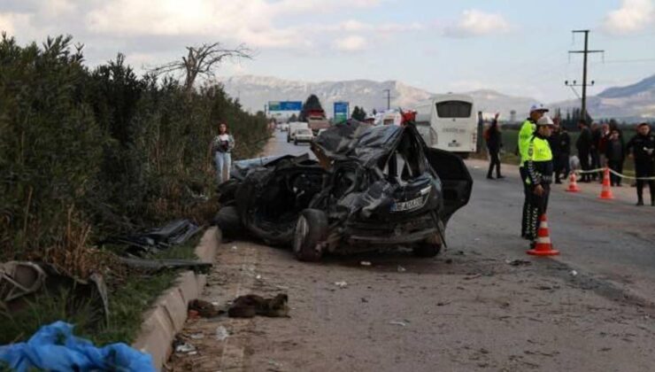 Adana’da otomobille işçi servisi çarpıştı: 2 ölü, 14 yaralı