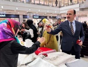 Başkan Altay Konyalı kadınların 8 Mart Dünya Kadınlar Günü’nü kutladı