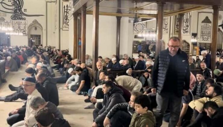 Bursa Ulu Cami’de fetih duası yapıldı