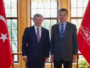 Davutoğlu’ndan İmamoğlu’na ziyaret: Bir bilim adamı olarak söylüyorum…