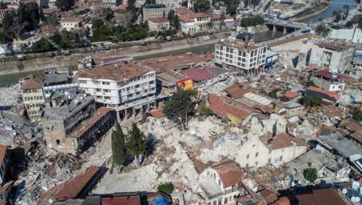 Depremde yıkılan 94 kişinin öldüğü 9 katlı Buket Apartmanı’nın belediye onayı yokmuş