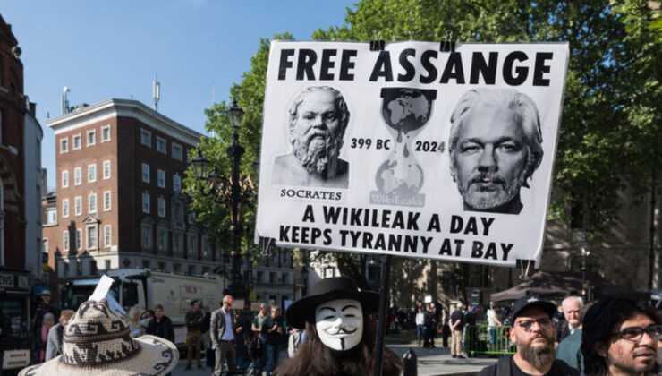 İngiltere'de Yüksek Mahkeme, Assange'ın ABD'ye iadesine itiraz edebileceğine hükmetti