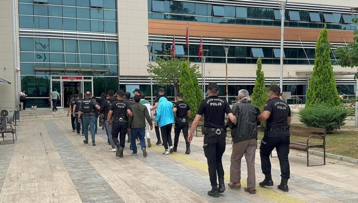 İzmir’de uyuşturucu operasyonu: 45 şahıs tutuklandı