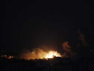 Hizbullah, İsrail'e ait askeri araçları güdümlü füzelerle vurdu | Dış Haberler