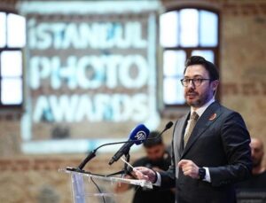 İstanbul Photo Awards 10. yıl sergisi Rami Kütüphanesi’nde açıldı