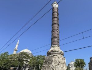 İstanbul’un tarihine tanıklık eden Çemberlitaş sütunu 1700 yıldır ayakta