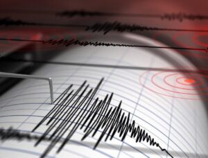 Kuşadası’nda 3.5 büyüklüğünde deprem