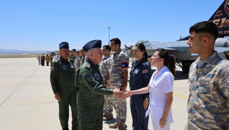 Orgeneral Kadıoğlu’ndan Mehmetçiğe bayram ziyareti