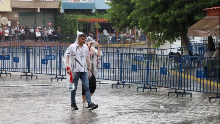 Tekirdağ ve Edirne’de sağanak etkili oldu! Vatandaşlara zor anlar yaşattı