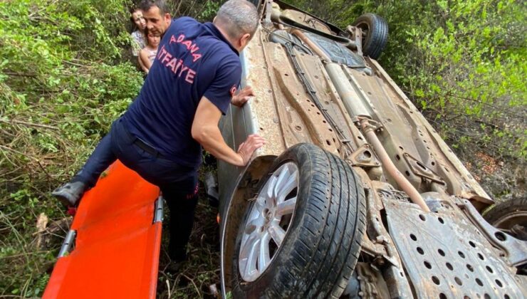 Adana’da yoldan çıkan otomobil devrildi: 7 yaralı