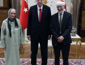 Başkan Erdoğan’dan sürpriz görüşme! Taha Abdurrahman’ı Külliye’de ağırladı