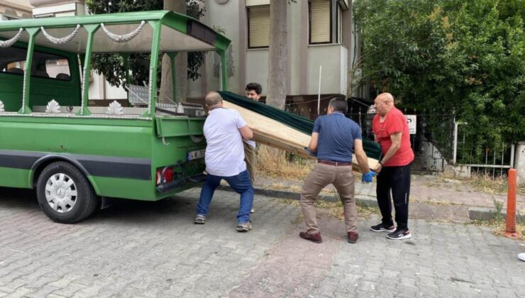 Eski Bakanın kardeşi evinde ölü bulundu