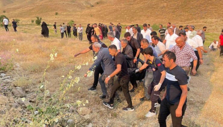 Hakkari’de otomobil takla attı: 2 ölü, 3 yaralı