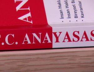 İlk adım atıldı! Meclis’te yeni anayasa çalışmaları tatilde de sürecek