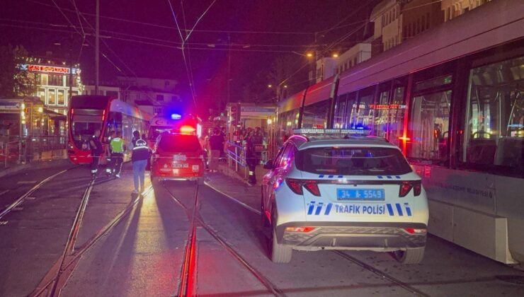 İstanbul’da feci ölüm! Tramvayın altında kaldı