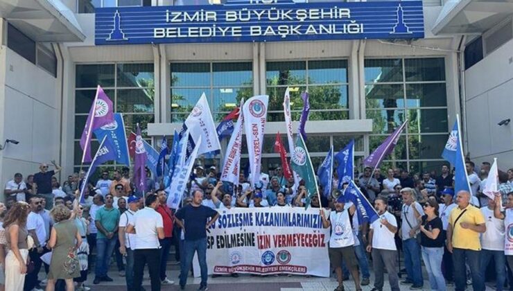 İzmir’de iş bırakan memurlar CHP İl Başkanlığına yürüdü