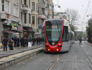 Kabataş-Bağcılar tramvay hattında teknik arıza: Seferler aksadı