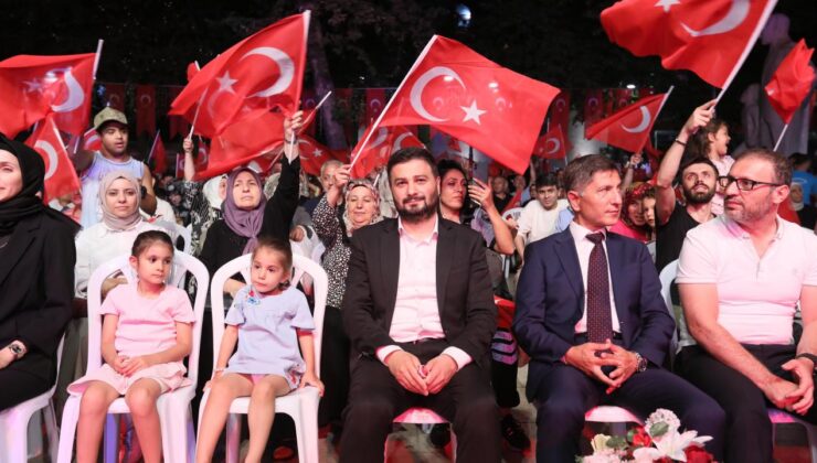 Kağıthane’de 15 Temmuz Demokrasi ve Milli Birlik Günü nöbeti tutuldu