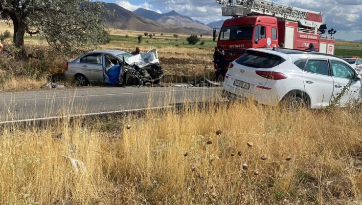 Kayseri’de feci kaza: 2 kişi hayatını kaybetti!