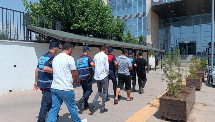 Mersin’de göçmen kaçakçılarına yönelik operasyon: 5 gözaltı