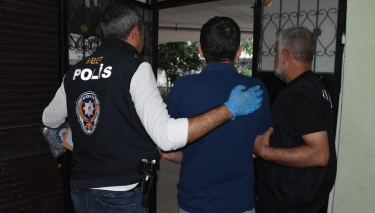 Mersin’de ‘müstehcen yayın’ operasyonu: 12 zanlıdan 5’i tutuklandı