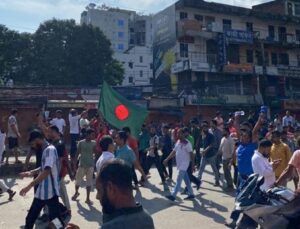 Bangladeş'te Nobel Barış Ödüllü Muhammed Yunus, geçiş hükümetinin başına atandı | Dış Haberler