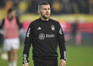 Beşiktaş ayrılığı KAP’a bildirdi!