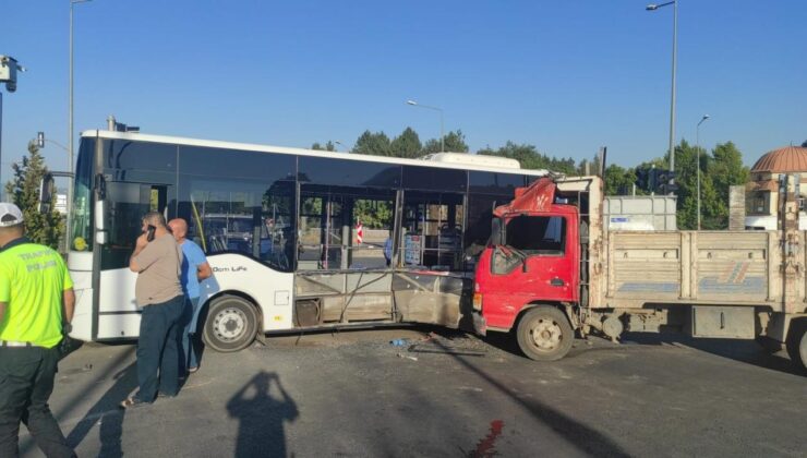 Bingöl’de otobüs ile kamyon çarpıştı: 6 yaralı