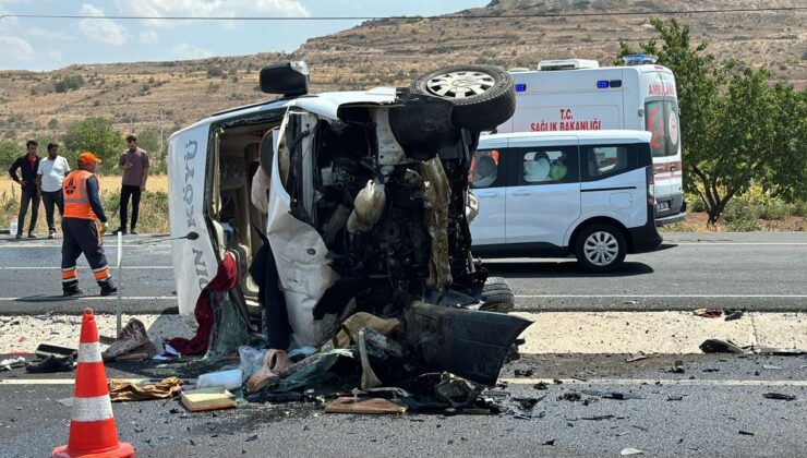 Nevşehir’de düğün yolunda feci kaza: Çok sayıda yaralı var!